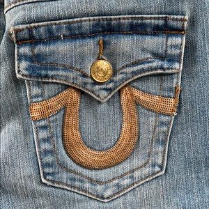 Host Pick🌟True Religion Gold Sequin “Billy” Jeans